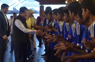 އުރީދޫ ގްރޫޕުގެ ޗެއާމަނަށް ކުޅިވަރު އާއިލާގެ ހާއްސަ ޝުކުރެއް