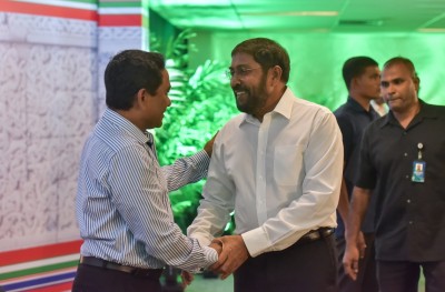 ރައީސް ޔާމީނާއި މައުމޫންގެ ނޭނގޭ ބައެއް ވާހަކަތައް