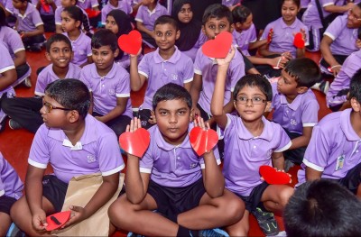 ދިވެހި ބަހަށް މޮޅުކުރެވިދާނެ