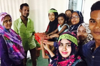 ކަޕްކޭކު ވިއްކައިގެން އެހީތެރިކަން ފޯރުކޮށްދޭ ދިވެހިން