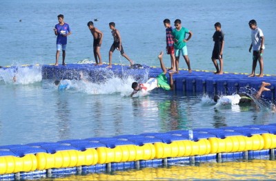 ތިނަދޫގައި ސްވިމިން ޓްރެކެއް އަޅައިފި