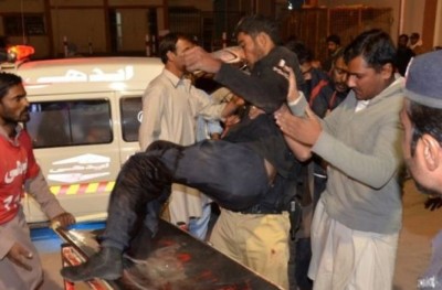 ޕާކިސްތާނުގެ ޕޮލިސް ކޮލެޖަކަށް ހަމަލާދީ 58 މީހުން މަރާލައިފި