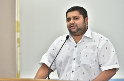 ސިނާންގެ އިސްތިއުފާ މިނިސްޓްރީން ގަބޫލެއް ނުކުރޭ!