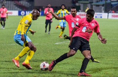 ޔުނައިޓެޑް ވިކްޓަރީ ބަލިކޮށް ފައިނަލުގެ ފަހު ޖާގަ ވެލެންސިއާ އަށް