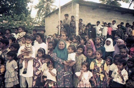 ބުރުގާގެ އެކި ސްޓައިލްތައް ފޮޓޯއިން