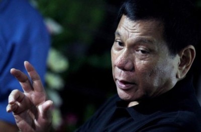 މަސްތުވާތަކެއްޗާ ގުޅުން ހުރި ފިލިޕީންސްގެ މޭޔަރެއްގެ ގަޔަށް ބަޑިޖަހާ މަރާލައިފި