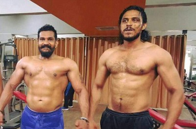 ފިލްމެއްގެ މަންޒަރެއް ކުޅެނިކޮށް އިންޑިއާގެ ދެ އެކްޓަރަކު ގެނބިގެން މަރުވެއްޖެ