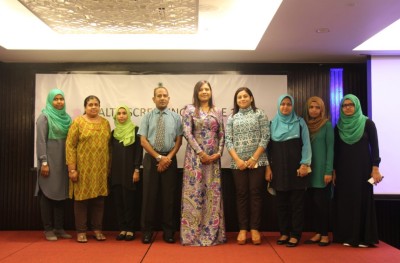 ގްރޭޑް އެކެއްގެ ގިނަ ދަރިވަރުންނަށް ދިމާވަނީ އަނގައިގެ މައްސަލަތައް