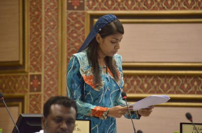 މިއީ އުންމީދީ ބަޖެޓެއް ނޫން، ރައްޔިތުން ވާނީ އިތުރަށް ފަގީރު: އިދިކޮޅު މެމްބަރުން