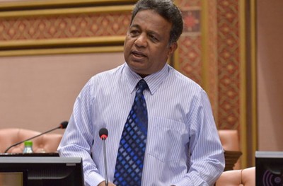 އަންނަ އަހަރު ޑޮލަރުގެ އަގު ބޮޑުވެ، ތަކެތީގެ އަގު މައްޗަށް އަރާނެ: ސަލީމް
