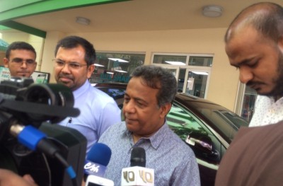 ރެޑް ވޭވް ކެފޭ ހުޅުވުމުގެ މުއްދަތު އިތުރުކޮށްދީފި