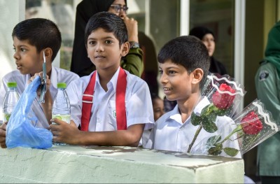 ކުދިންގެ ލޮލާއި ދަތްތަކަށް މިވަނީ ކިހިނެއް؟