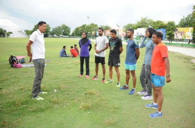 ސިފައިންގެ މެރެތަން ޓީމަށް ނޭޕާލުގެ ގައުމީ ކޯޗު ގެނެސްފި