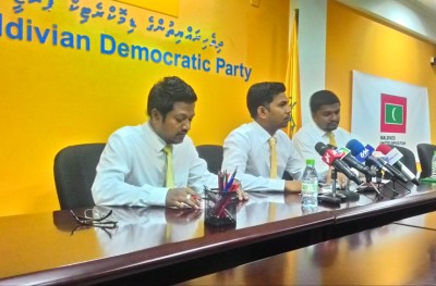 އިންތިޚާބު ފަސްކުރުމުގެ މައްސަލައިގެ ތެރެއަށް އެމްޑީޕީން ވަންނަން ހުށަހަޅައިފި