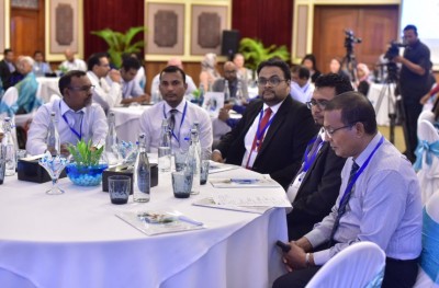 ރާއްޖޭގެ ޓޫރިޒަމާ ގުޅޭ މަޝްވަރާތަކަށް 150 އަށް ވުރެ ގިނަ ތަޖުރިބާކާރުން އެއް ތަނަކަށް