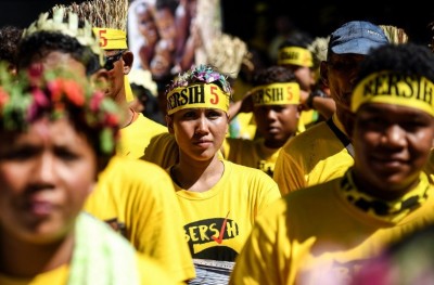 ބޮޑު ވަޒީރު ނަޖީބަކީ "ވަގެއްގެ" ގޮތަށް މަހާތިރު ސިފަ ކުރައްވައިފި