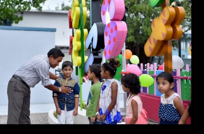 ސަރުކާރަށް ތިން އަހަރު ފުރުން ފާހަގަކުރުމަށް މޯލްޑިވިއަން އިން ކުޑަކުދިންގެ ހަވީރެއް ބާއްވަނީ