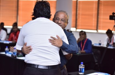 އެފްއޭއެމްގެ ރައީސްގެ މަގާމް ބައްސާމް ކާމިޔާބުކުރައްވައިފި