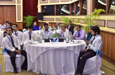 ރާއްޖޭގެ ޓޫރިޒަމާ ގުޅޭ މަޝްވަރާތަކަށް 150 އަށް ވުރެ ގިނަ ތަޖުރިބާކާރުން އެއް ތަނަކަށް