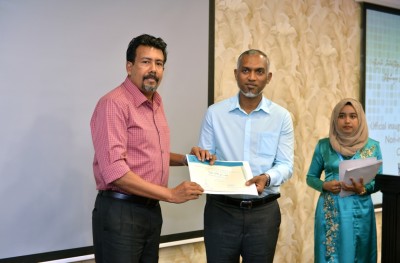 އައިޖީއެމްއެޗުގެ 20 މުވައްޒަފަކަށް ފްލެޓް ދީފި