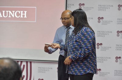 ލިޔެކިޔުންތައް ހޯދުމަށް ޕީޖީގެ މުވައްޒަފުންނަށް ހާއްސަ އެޕެއް