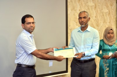 އައިޖީއެމްއެޗުގެ 20 މުވައްޒަފަކަށް ފްލެޓް ދީފި