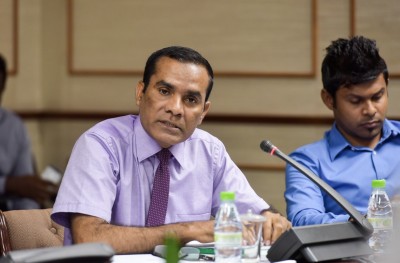 12 ޑޮލަރަށް ބަދަލުކުރީ ރައީސަށް އެނގިވަޑައިގެނެއް ނޫން!