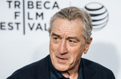 ސްކޯސެސީ އާއި ލިއޮނާޑޯއާ އެކު މަސައްކަތްކޮށްލަން ޑެ ނީރޯ ކެތްމަދުވެފައި