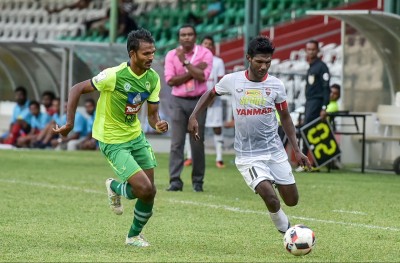 ފުރަތަމަ ތަށްޓަށް، ޓީސީ އާއި އީގަލްސް ގަދަހިފުމަކަށް