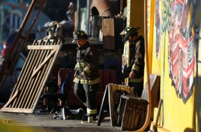 ކެލިފޯނިއާގައި ޕާޓީ ކުރަނިކޮށް އަލިފާން ރޯވެ ގިނަ ބަޔަކު މަރުވެއްޖެ