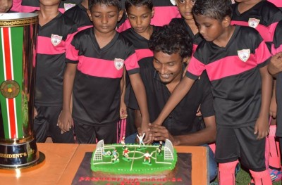 އީގަލްސް: ކުޅުންތެރިން އުފައްދާ ކްލަބް ގައުމީ ޗެމްޕިއަނުންނަށް!