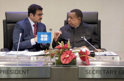 ތެޔޮ އުފައްދާވަރު މަދުކުރަން އޯޕެކުން އެއްބަސްވުމާ އެކު ތެލުގެ އަގު މައްޗަށް