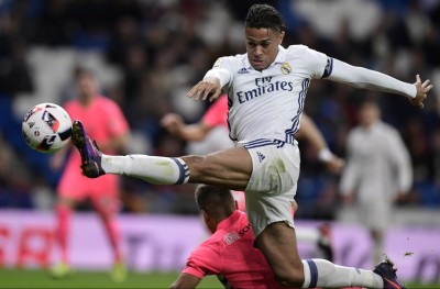 ރެއާލަށް ބޮޑު މޮޅެއް، ބާސެލޯނާ އަނެއްކާ ވެސް އެއްވަރު