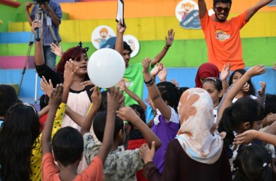 އޭޑީކޭ އިން ކުޑަކުދިންނަށް "ރަން ދޫނި" ބްރޭންޑް ތައާރަފްކޮށްފި، މާދަމާ ހަވީރެއް