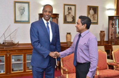 ރާއްޖޭގެ ސިޔާސީ މަޝްވަރާތައް ބޭރުގައި ބާއްވަން މަސައްކަތް ކުރަނީ؟!