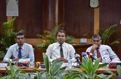 ކުނީގެ މައްސަލަ ހައްލުކުރަން ބޭންކުތަކުގެ އެހީއަށް ރާއްޖޭން އެދިއްޖެ