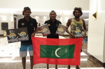 ދެ ކެޓަގަރީއެއްގެ ޗެމްޕިއަންކަން ކުޑަ އައްޔަ އަށް