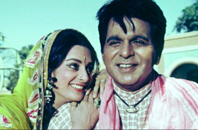 ދަރިއަކު ނެތަސް ހިތާމައެއް ނުކުރަން: ސާއިރާ ބާނޫ