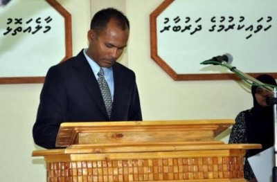 މުވައްޒަފުންނަށް ބިރުދައްކައިގެން ކަމަށް ބުނެ މާފުށީ ކައުންސިލްގެ ރައީސް ސަސްޕެންޑްކޮށްފި