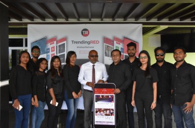 އެވްރިތިން ރެޑް: ޒަމާނީ ފަސޭހަތައް އިނގިލި ކުރިއަށް