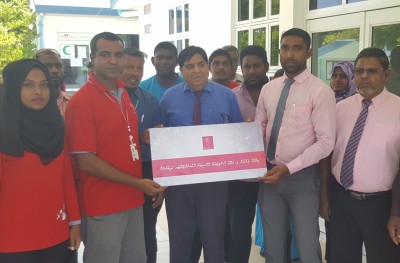 ދިރާގުން ހަތަރު އަތޮޅު ހޮސްޕިޓަލަކަށް އޮކްސިޖަން ކޮންސެންޓްރޭޓަރު ހަދިޔާކޮށްފި
