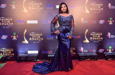 ގައުމީ ފިލްމް އެވޯޑްސް: އެންމެ ރީތީ ކޮން ހެދުމެއް؟