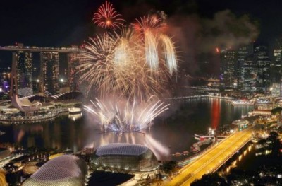 ދުނިޔޭގެ އެކި ހިސާބުތަކުގައި އާ އަހަރުގެ ފެށުން ފާހަގަކޮށްފި