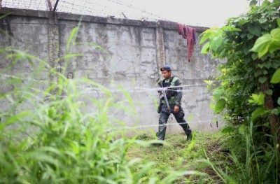 ފިލިޕީންސްގެ ޖަލެއް ފަޅާލައި 150 ގައިދީން ފިލައިފި