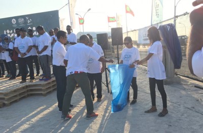 މުއައްސަސާތަކުން ހާހެއްހާ މީހުން ނިކުމެ މާލެ ސާފުކޮށްފި