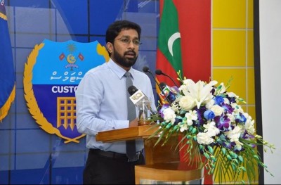 ކަސްޓަމްސްގައި މިހާރު ކޮރަޕްޝަނެއް ނޯންނާނެ: އަޒްލީން