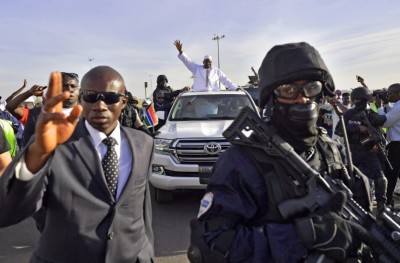 ގެމްބިއާގެ އާ ރައީސް އެންމެ ފަހުން ގައުމަށް ވަޑައިގެންފި