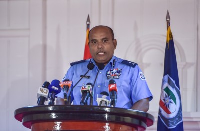 އަދީބާ ހަމައިން ފިސްތޯލައިގެ މައްސަލަ އޮބުނީތަ؟