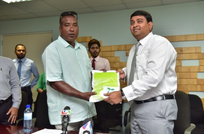 ލާމު ކޯޕަރޭޓިވް ސޮސައިޓީން އުފައްދާ އޯގެނިކް ގަސްކާނާ ބާޒާރަށް ނެރެފި