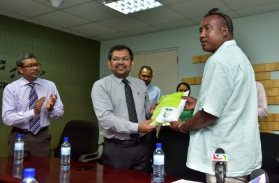 ލާމު ކޯޕަރޭޓިވް ސޮސައިޓީން އުފައްދާ އޯގެނިކް ގަސްކާނާ ބާޒާރަށް ނެރެފި